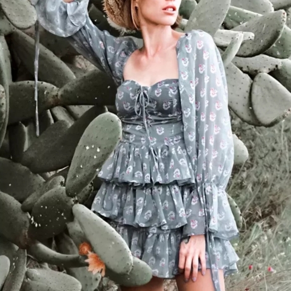 Floral Lace Up Corset Style Tiered Skirt Mini Dress with Fluted Sleeve - Picture 13 of 15